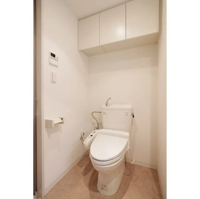 Orchid Residence Kagurazaka - Interior - ["Plumbing fixture", "Toilet seat", "Building"]