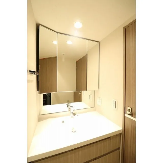 Doue Tsukishima II - Interior - ["Property", "Room", "Bathroom"]
