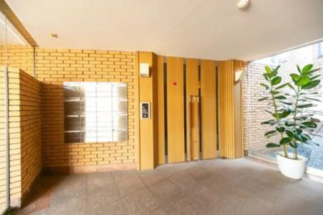 La Colline Jingumae - Exterior - ["Plant", "Property", "Door"]
