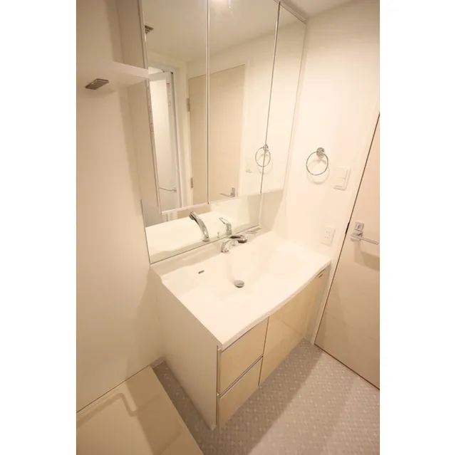 Medio Tsukishima - Interior - ["Property", "Bathroom", "Room"]