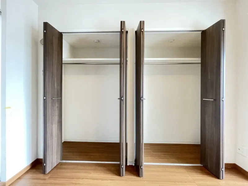 Residia Asakusa Place - Interior - ["Wood", "Flooring", "Door"]