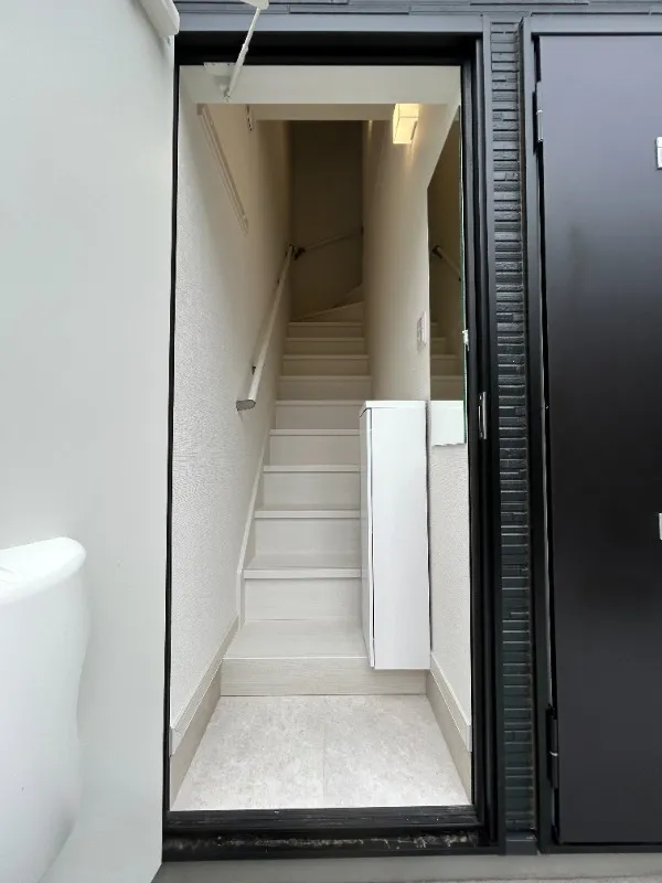 Northern Road Higashifushimi - Interior - ["Floor", "Composite material", "Door"]