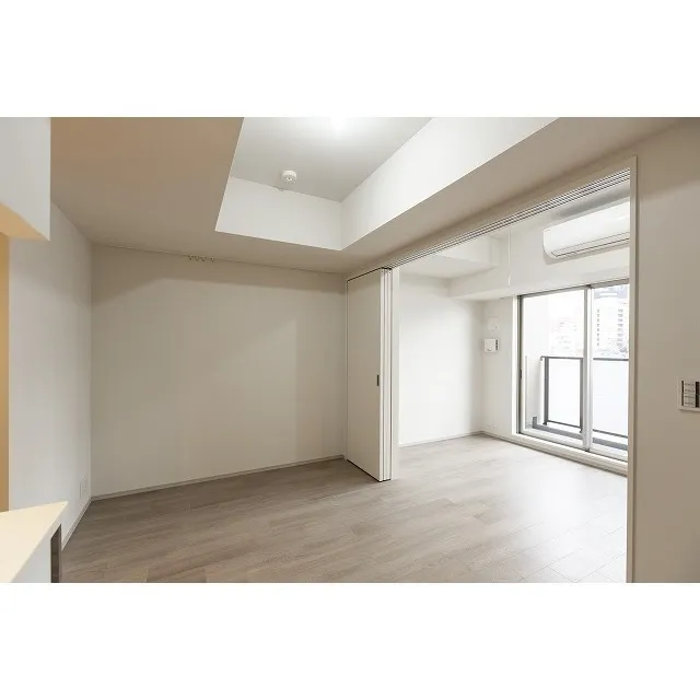 Comforia Morishita Riverside - Interior - ["Property", "Building", "Window"]