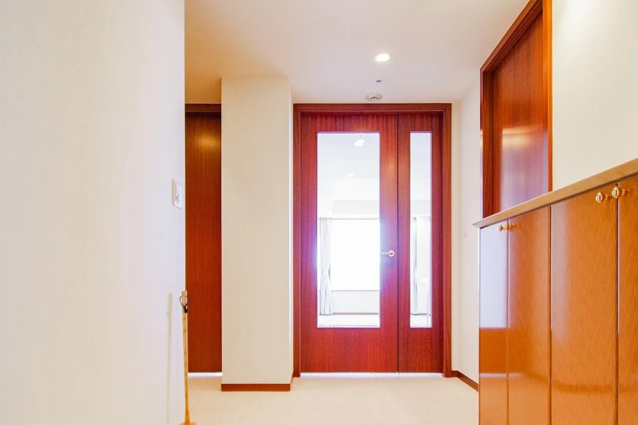 La Tour Shibakoen - Interior - ["Flooring", "Wood", "Floor"]