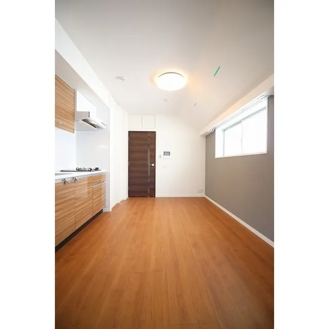 Comforia Fudomae - Interior - ["Building", "Furniture", "Window"]