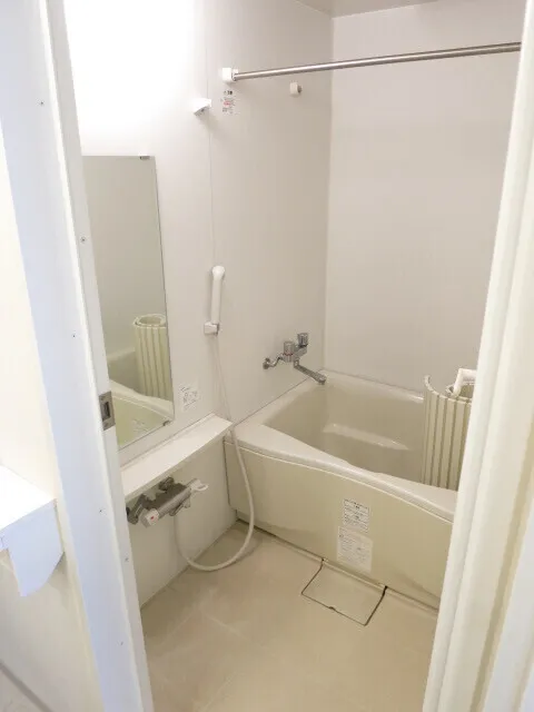 Live Court Otorii - Interior - ["Flooring", "Plumbing fixture", "Floor"]