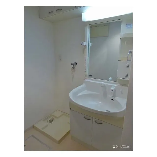 Comforia Higashishinagawa - Interior - ["Tap", "Plumbing fixture", "Sink"]