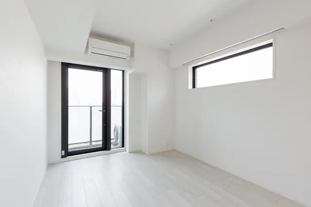 JPnoie Monzennakacho - Interior - ["Building", "Window", "Fixture"]