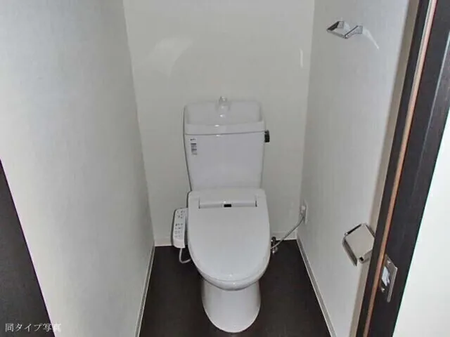 Grand Heights Takadanobaba - Interior - ["Toilet seat", "Toilet", "Bathroom"]