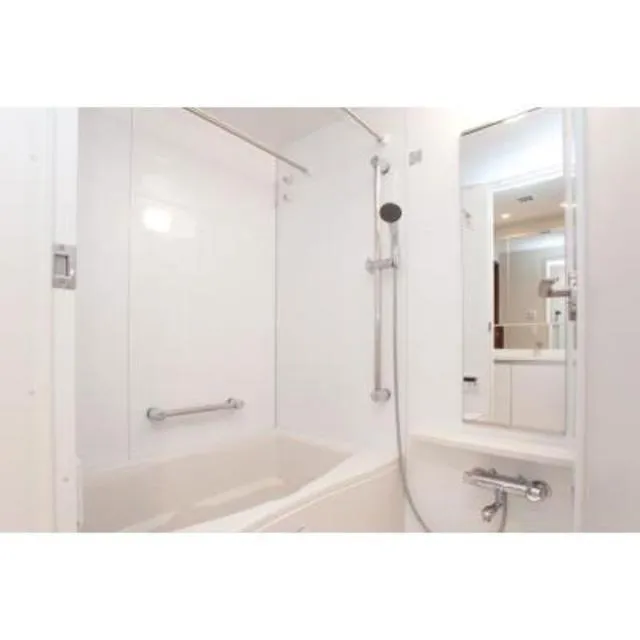 The Tokyo Towers Midtower - Interior - ["White", "Property", "Shower door"]