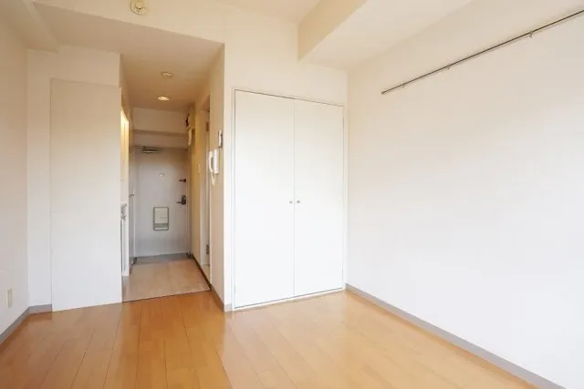 Iogi Homes - Interior - ["Flooring", "Floor", "Wood"]