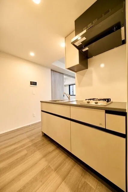 Urbanex Ueno - Interior - ["Flooring", "Interior design", "Wood"]
