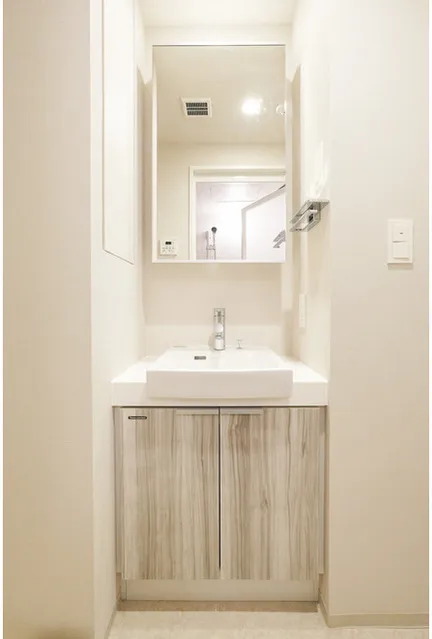 Comforia Togoshi Koen - Interior - ["Flooring", "Interior design", "Floor"]