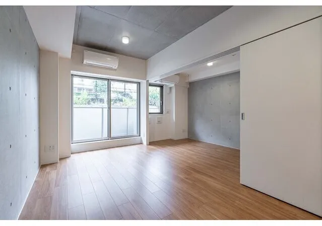 LUMIEC BUNKYO SENGOKU - Interior - ["Flooring", "Ceiling", "Floor"]