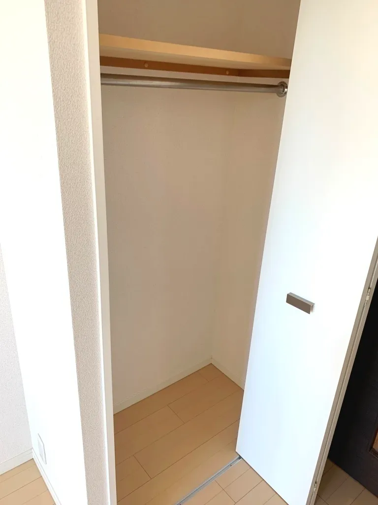 Ecology Toritsu University Residence - Interior - ["Wood", "Flooring", "Floor"]