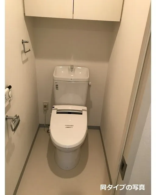 Conforia Higashi-Ikebukuro  - Interior - ["Toilet seat", "Plumbing fixture", "Toilet"]