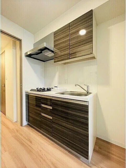 Well Square Ism Komagome - Interior - ["Cabinetry", "Property", "Countertop"]
