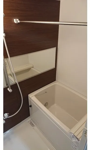 Happiness 70 - Interior - ["Plumbing fixture", "Flooring", "Floor"]