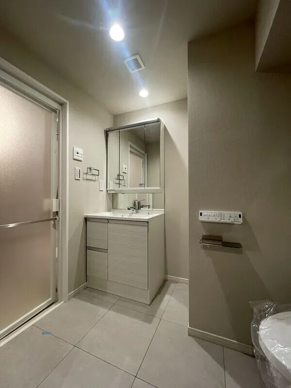 Milia Residence Nihonbashi Ningyocho II - Interior - ["Flooring", "Plumbing fixture", "Floor"]