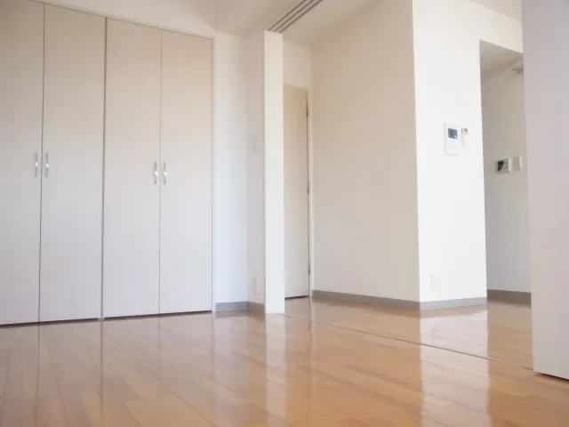 Prime Urban Nishi-Ogikubo II - Interior - ["Floor", "Flooring", "Wood flooring"]
