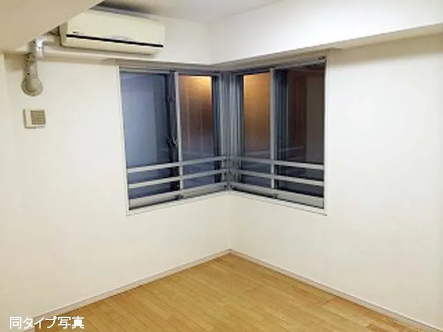 Comforia Honkomagome - Interior - ["Building", "Wood", "Interior design"]