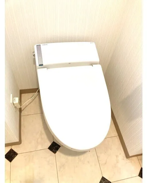 Preple Nihonbashi - Interior - ["Toilet seat", "Toilet", "Plumbing fixture"]