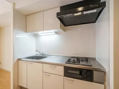 Nakazawa Court - Interior - ["Interior design", "Kitchen", "Flooring"]