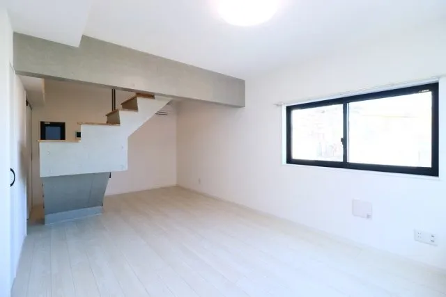 Bright Sumiyoshi - Interior - ["Wood", "Flooring", "Floor"]
