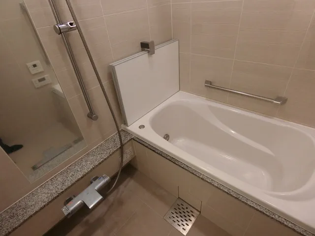 Prime Garden Nishiazabu - Interior - ["Brown", "Bathtub", "Property"]