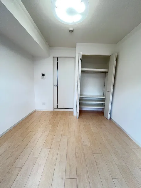 RESIDIA Kamiochiai - Interior - ["Flooring", "Floor", "Wood flooring"]