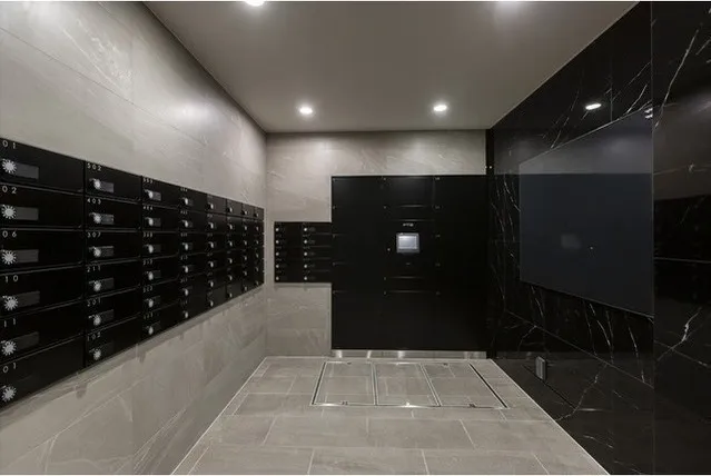 Century Oyamadai Grace - Other - ["Rectangle", "Automotive tire", "Flooring"]
