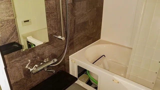 Royal Parks Shinagawa - Interior - ["Plumbing fixture", "Flooring", "Bathroom"]