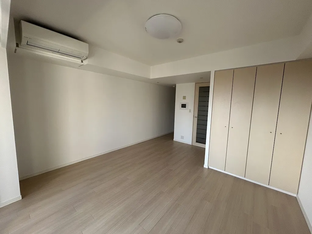 Esty Maison Shirokanedai - Interior - ["Flooring", "Floor", "Wood flooring"]
