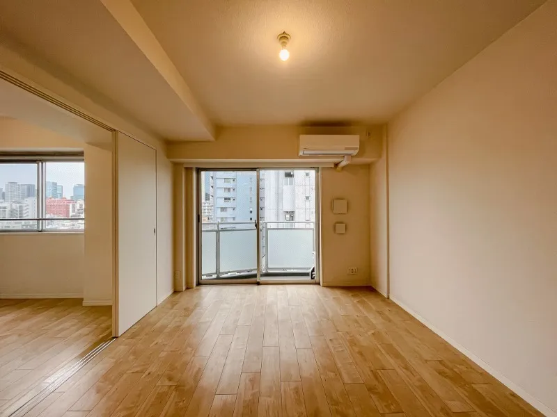 Castalia Hatsudai - Interior - ["Flooring", "Floor", "Wood flooring"]