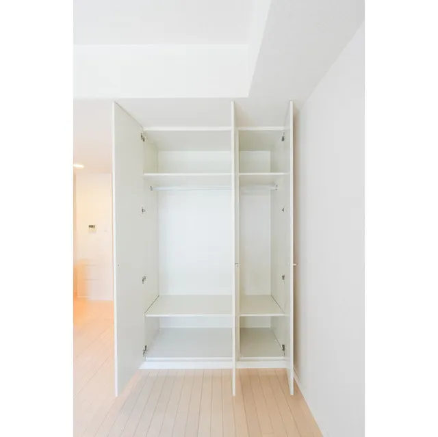 Orchid Residence Shinagawa - Interior - ["Fixture", "Wood", "Floor"]