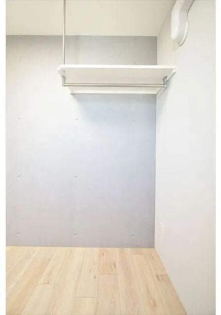CASA FIORE Nippori - Interior - ["Wood", "Grey", "Ceiling"]