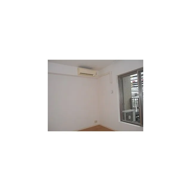 Laxrass Mejiro - Interior - ["Rectangle", "Wood", "Fixture"]