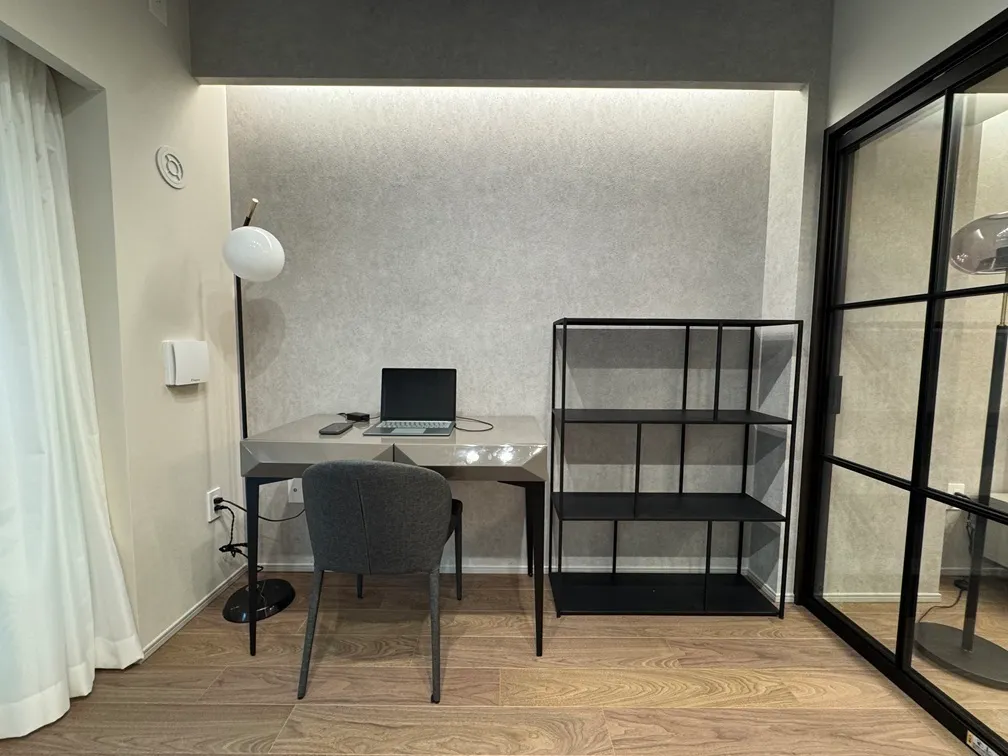 Green Oasis Akasaka - Interior - ["Furniture", "Interior design", "Flooring"]
