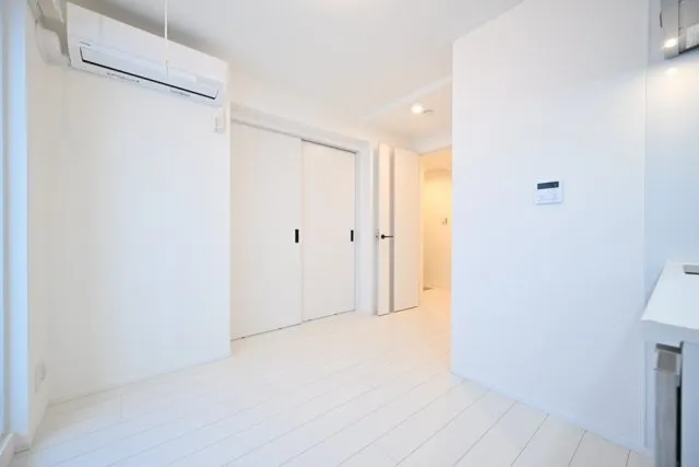 The Residence Nihonbashi - Interior - ["Flooring", "Floor", "Ceiling"]