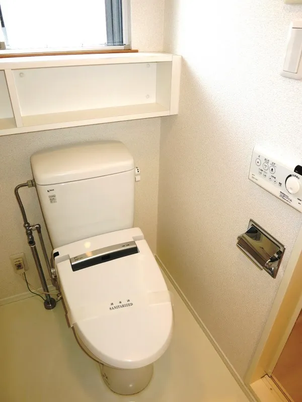 Esty Maison Musashikoyama - Interior - ["Toilet seat", "Plumbing fixture", "Bathroom"]