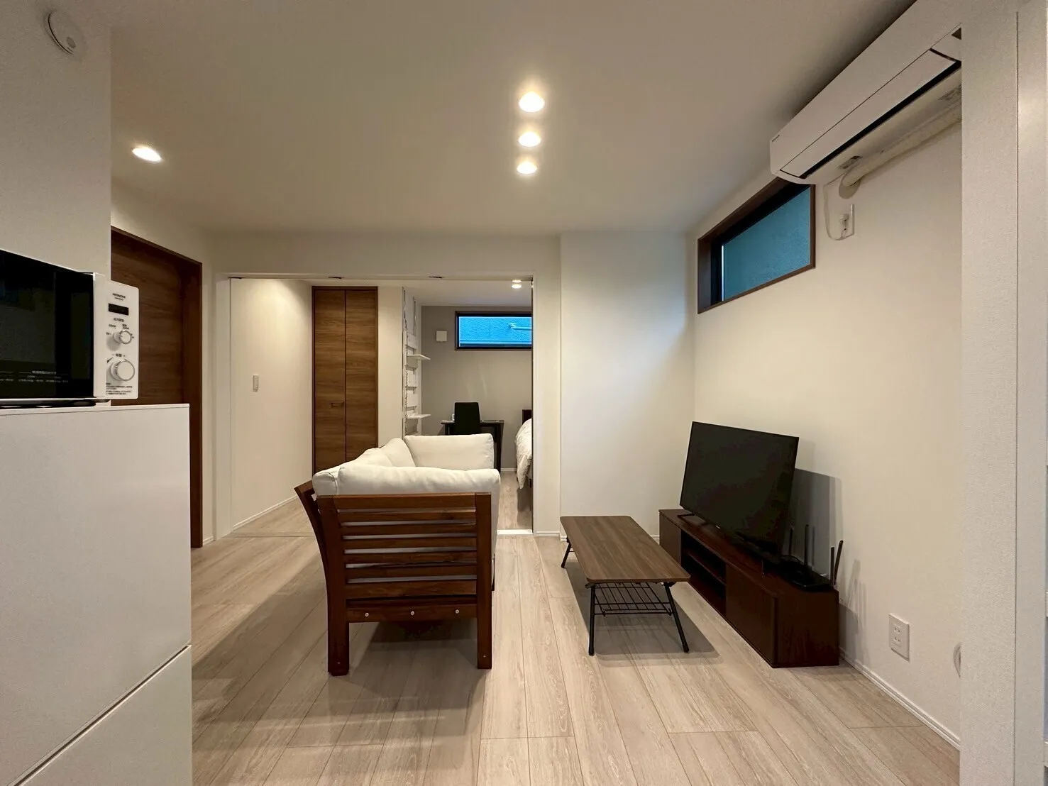Casa Momo Shirokane - Interior - ["Interior design", "Flooring", "Wall"]