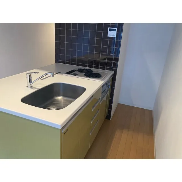 Cozy Court Nakameguro - Interior - ["Tap", "Plumbing fixture", "Sink"]