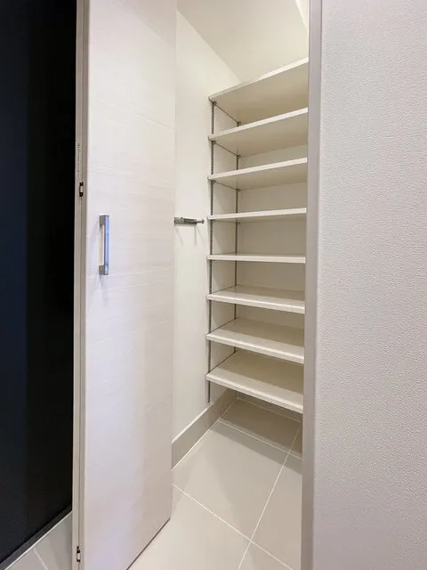 HF Kitasenju Residence - Interior - ["Flooring", "Wood", "Shelving"]