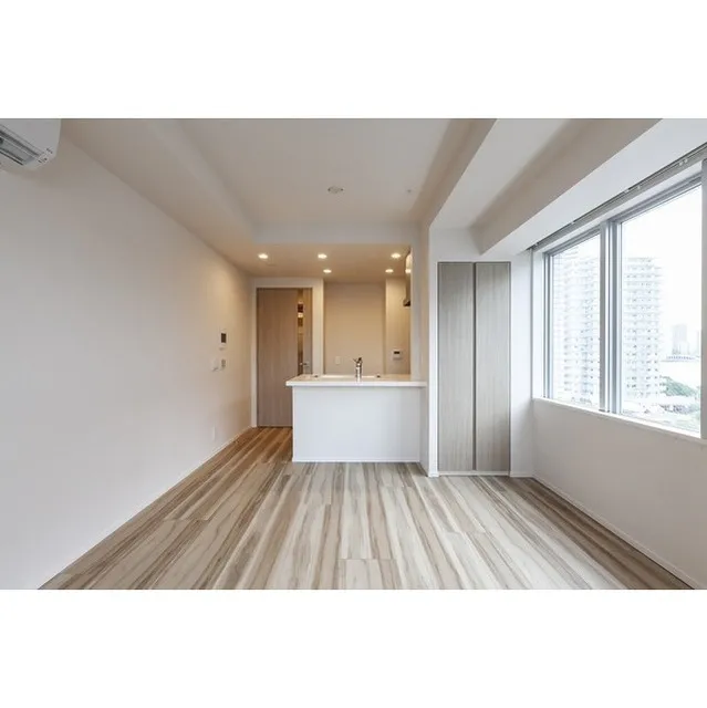 Doue Tsukishima II - Interior - ["Flooring", "Floor", "Wood flooring"]