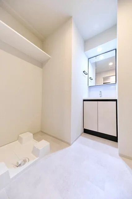 Urbanex Ueno - Interior - ["Flooring", "Floor", "Interior design"]