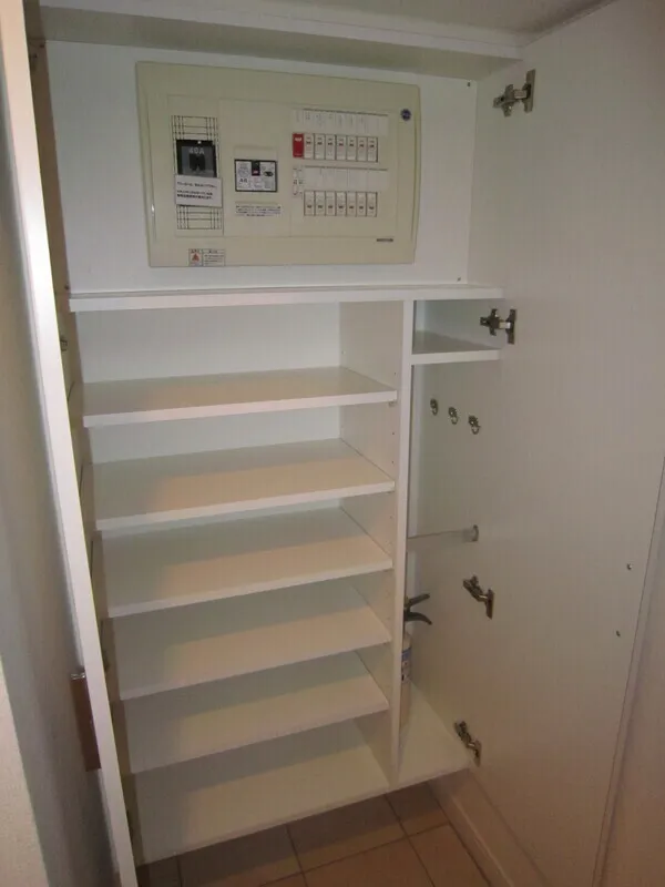 Epic Higashi Nihonbashi Residence - Interior - ["Wood", "Shelving", "Design"]