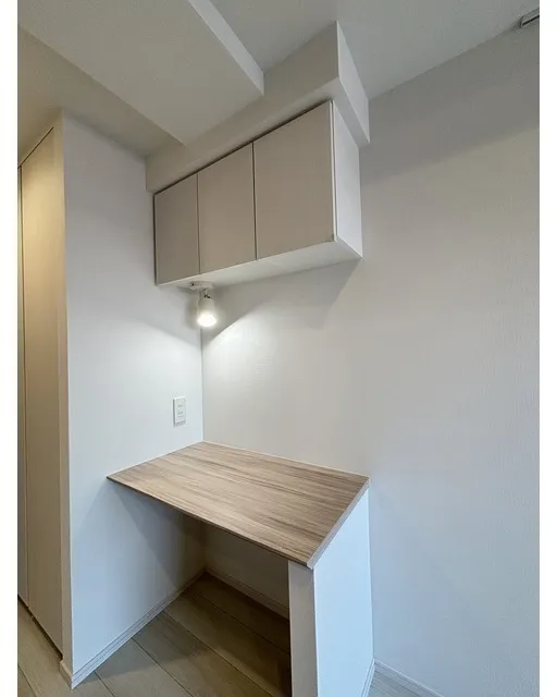 Comforia Liv Osaki - Interior - ["Wall", "Wood", "Flooring"]