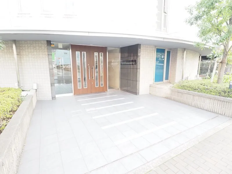 Residia Higashi Shinagawa - Exterior - ["Plant", "Building", "Road surface"]