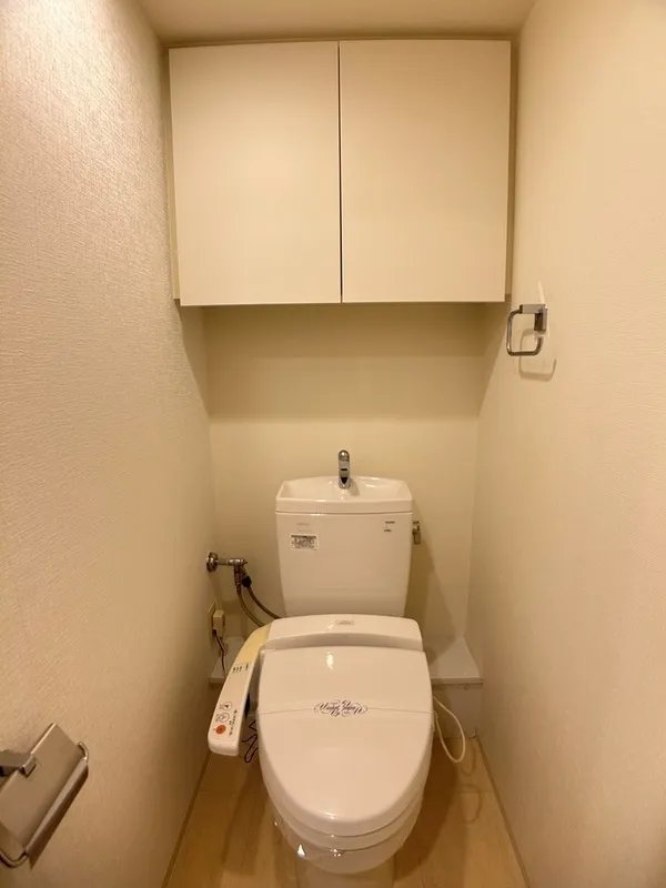 La Douceur Sugamo - Interior - ["Plumbing fixture", "Flooring", "Bathroom"]