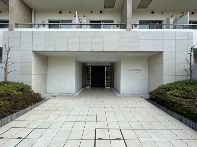 Garden Haginaka - Exterior - ["Tile", "Concrete", "Tile Flooring"]